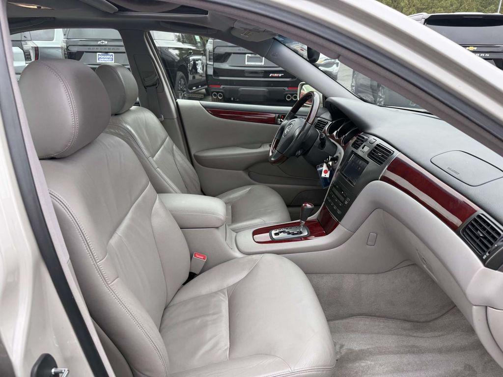 used 2002 Lexus ES 300 car, priced at $9,900