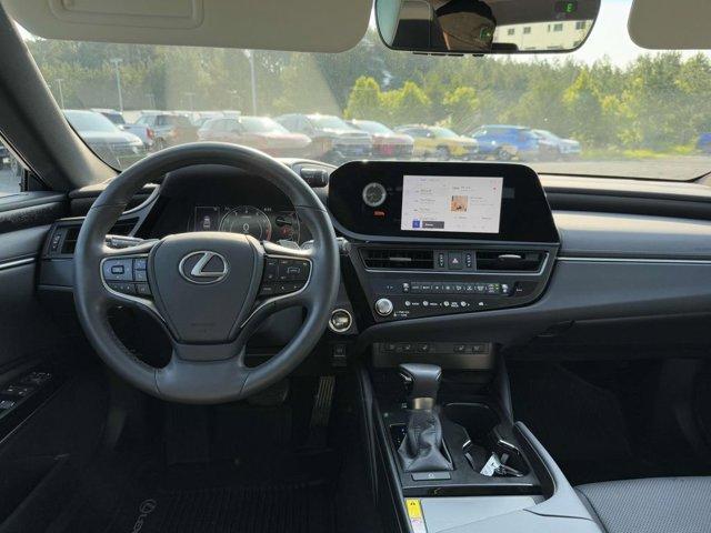 used 2023 Lexus ES 350 car, priced at $42,900