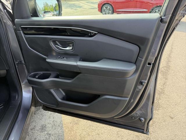 used 2025 Honda Pilot car, priced at $43,500