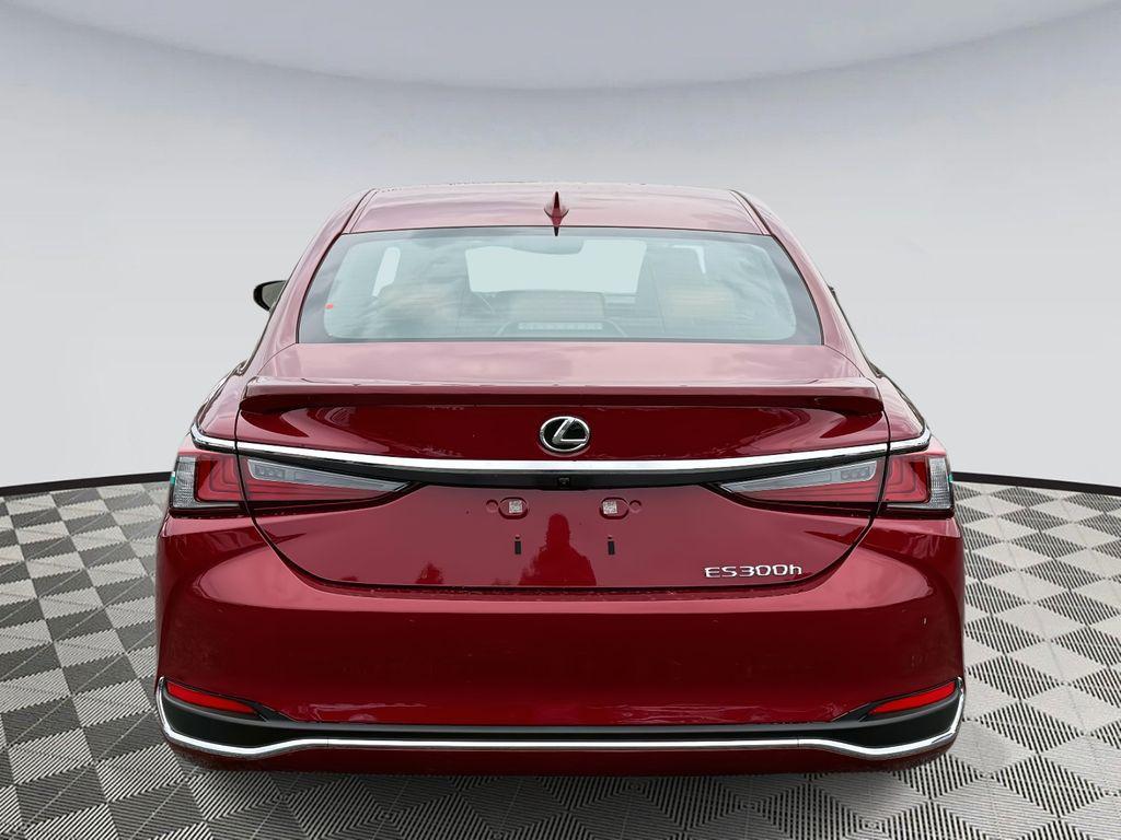 new 2025 Lexus ES 300h car, priced at $50,424