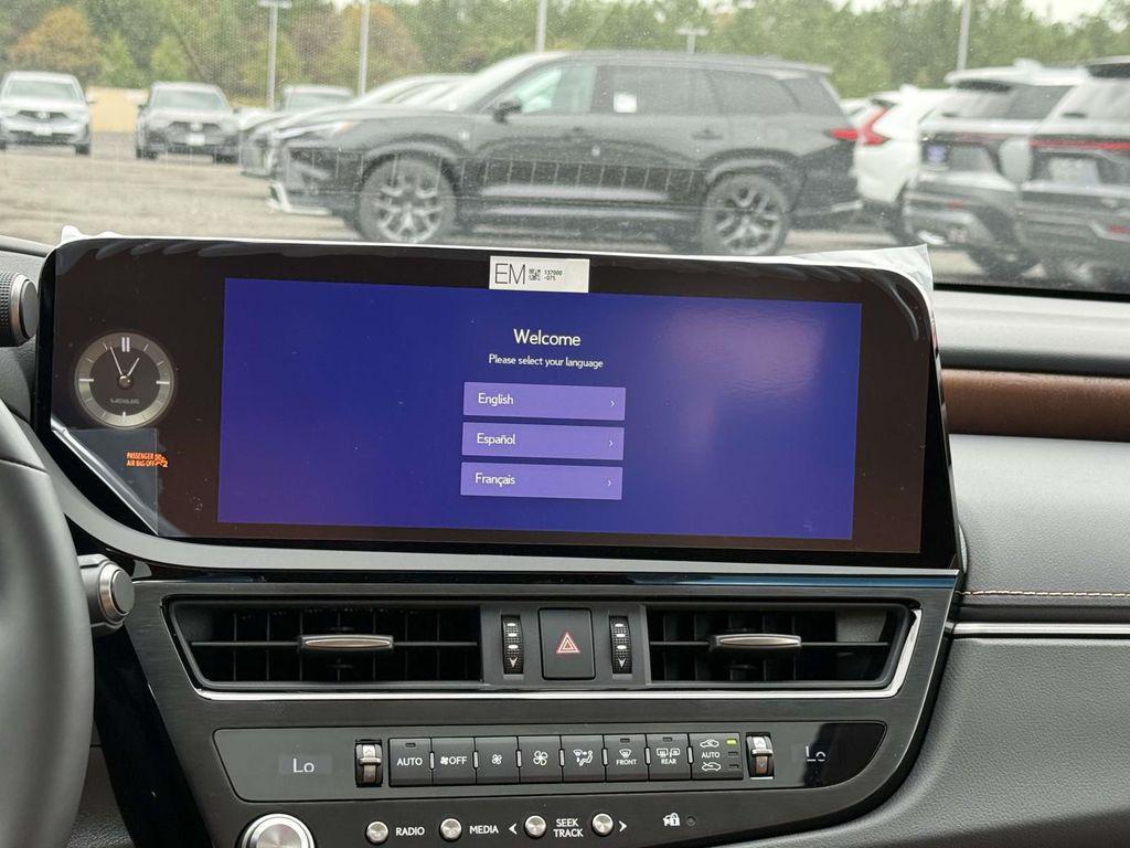 new 2025 Lexus ES 300h car, priced at $50,424