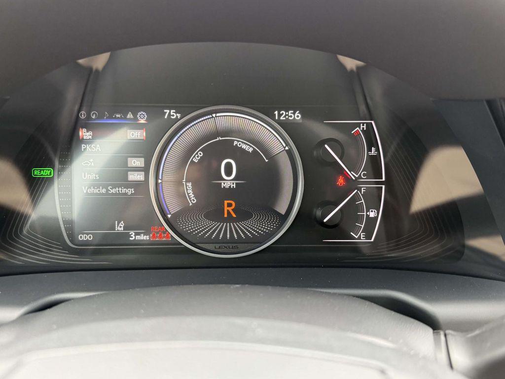new 2025 Lexus ES 300h car, priced at $50,424