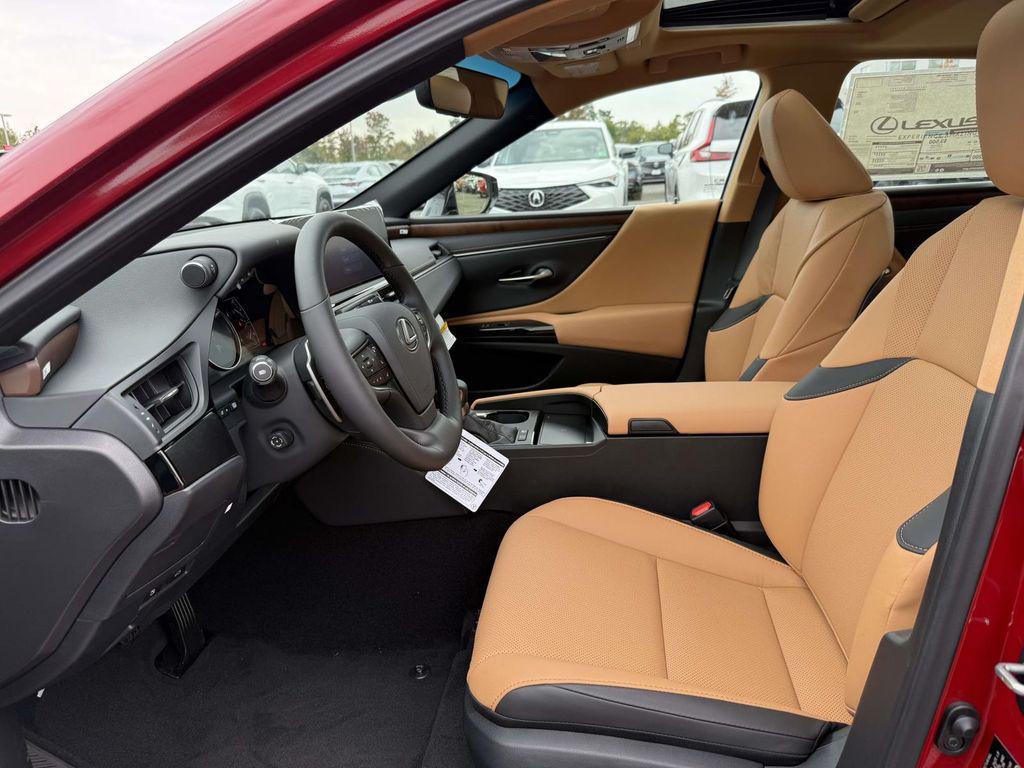 new 2025 Lexus ES 300h car, priced at $50,424