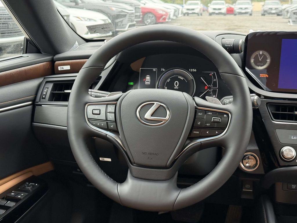 new 2025 Lexus ES 300h car, priced at $50,424