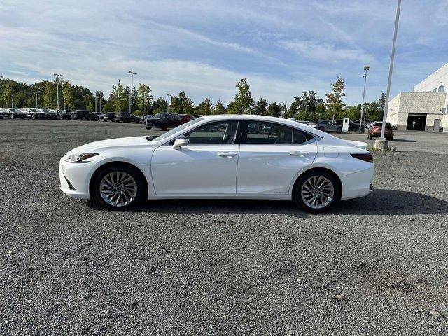 used 2019 Lexus ES 300h car, priced at $29,250