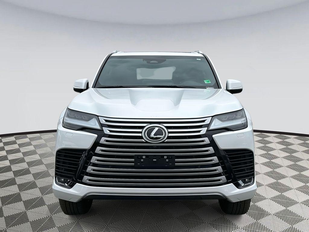 new 2025 Lexus LX 600 car