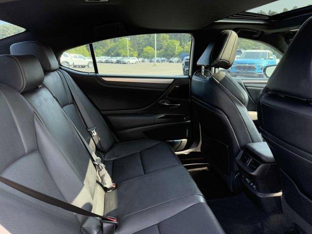 used 2019 Lexus ES 350 car, priced at $35,900