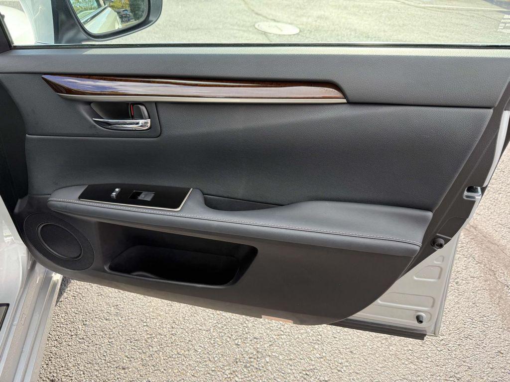 used 2017 Lexus ES 350 car, priced at $25,777