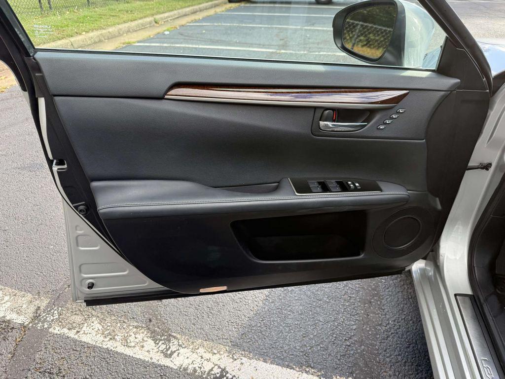 used 2017 Lexus ES 350 car, priced at $25,777