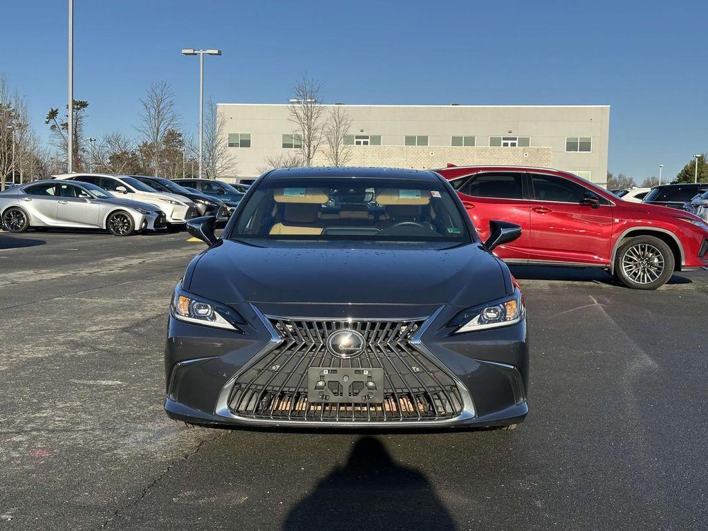 used 2022 Lexus ES 250 car, priced at $35,900