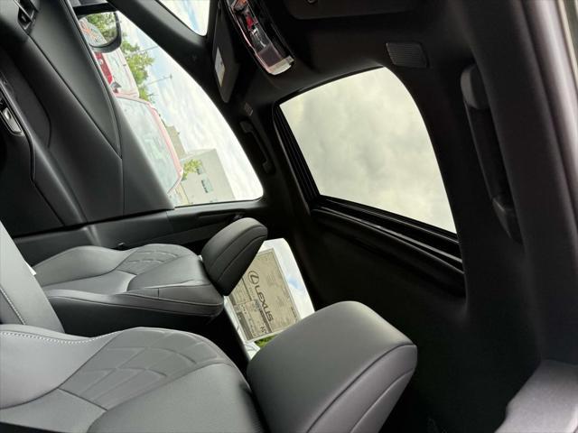new 2025 Lexus RX 350 car, priced at $56,204