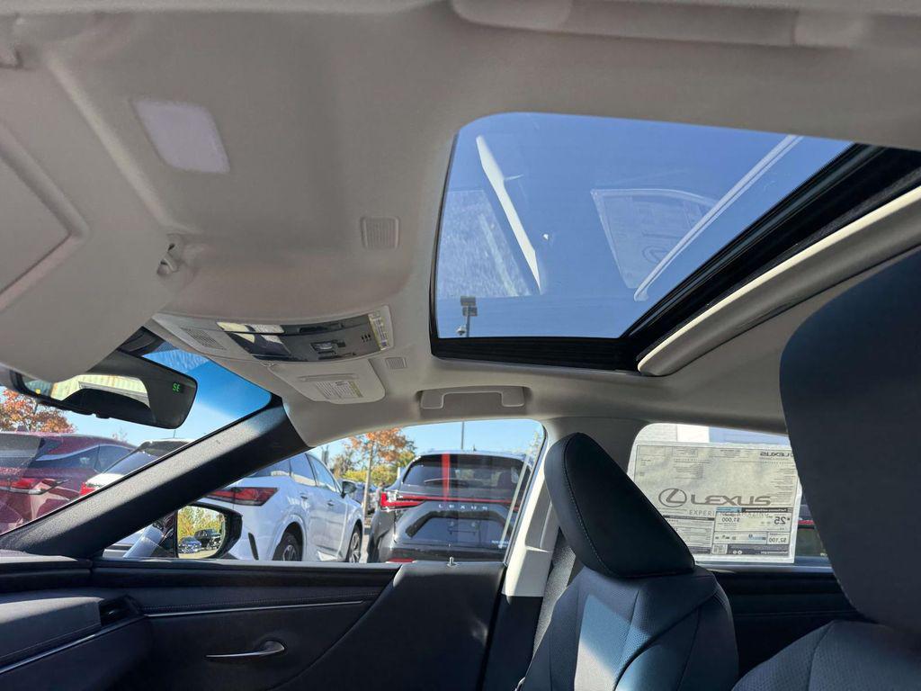 new 2025 Lexus ES 350 car, priced at $47,514
