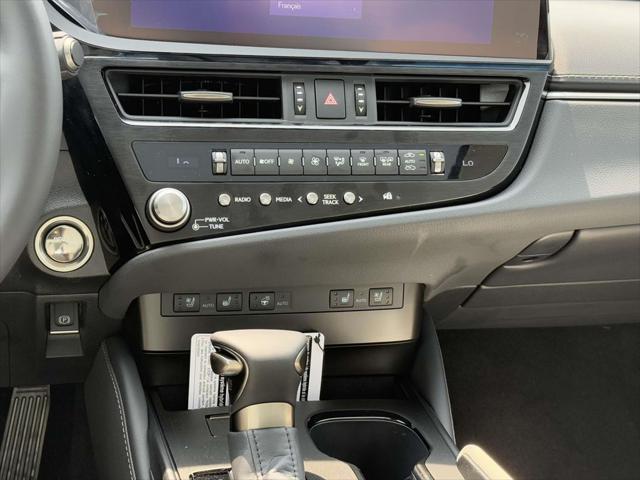 new 2025 Lexus ES 300h car, priced at $50,704