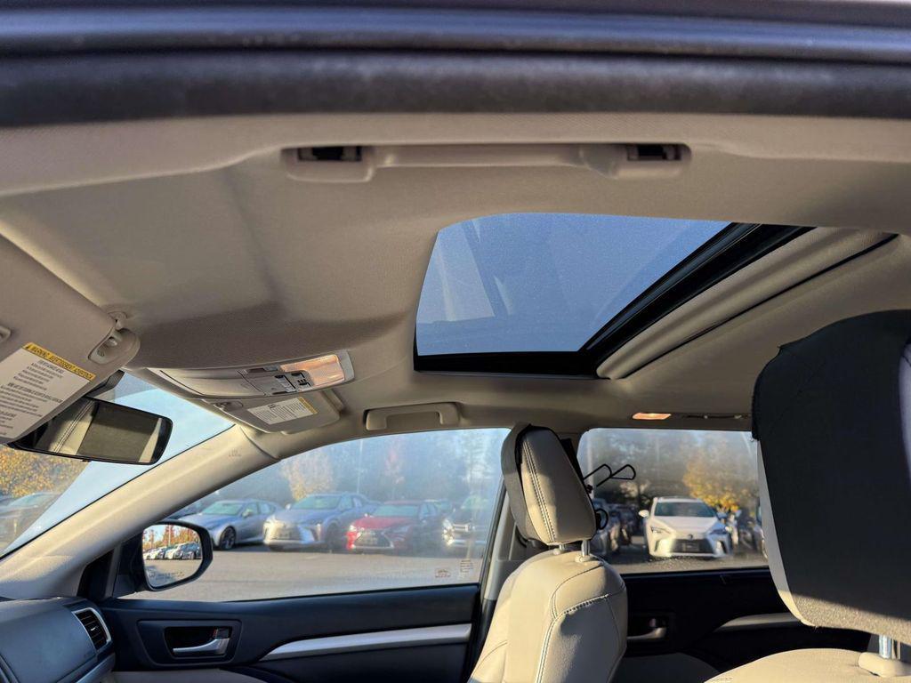 used 2017 Toyota Highlander car, priced at $21,700