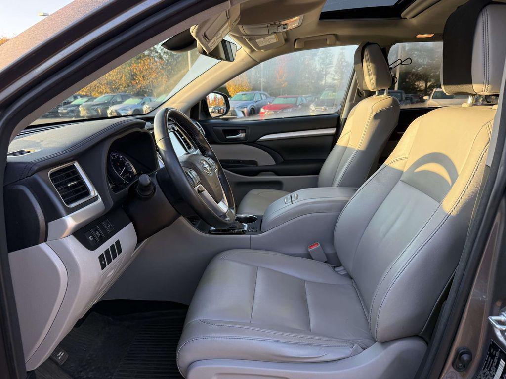 used 2017 Toyota Highlander car, priced at $21,700