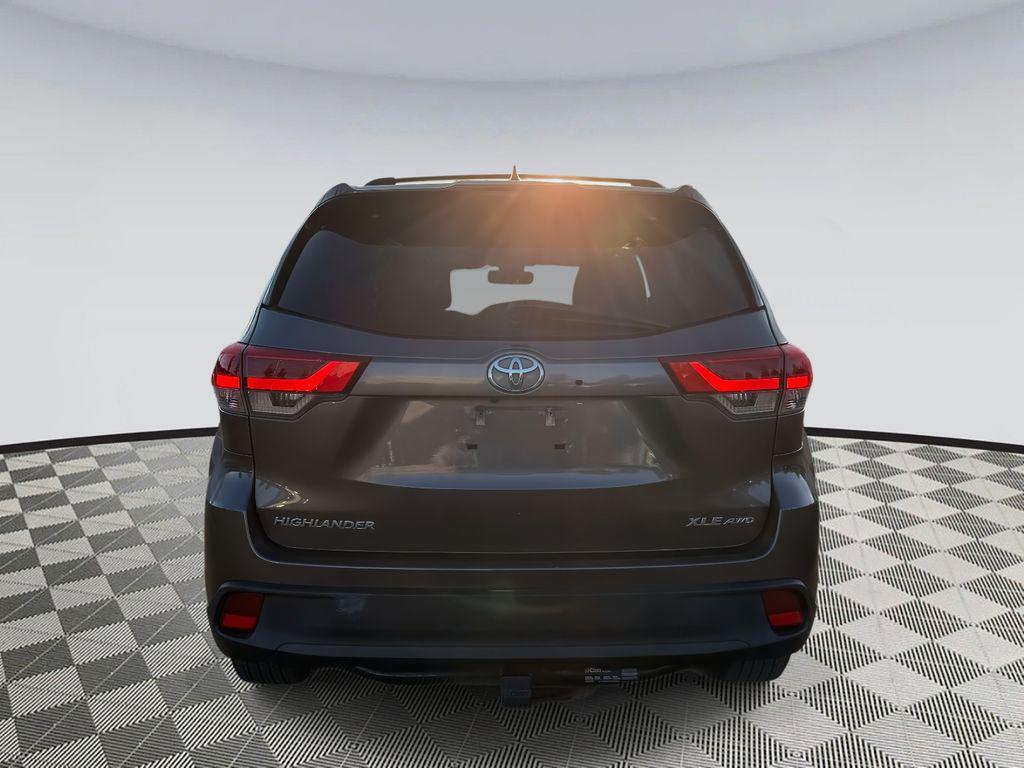 used 2017 Toyota Highlander car, priced at $21,700