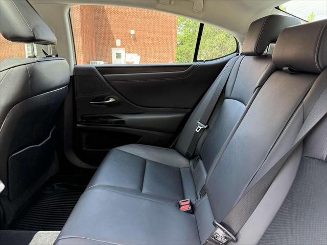 used 2023 Lexus ES 250 car, priced at $36,700