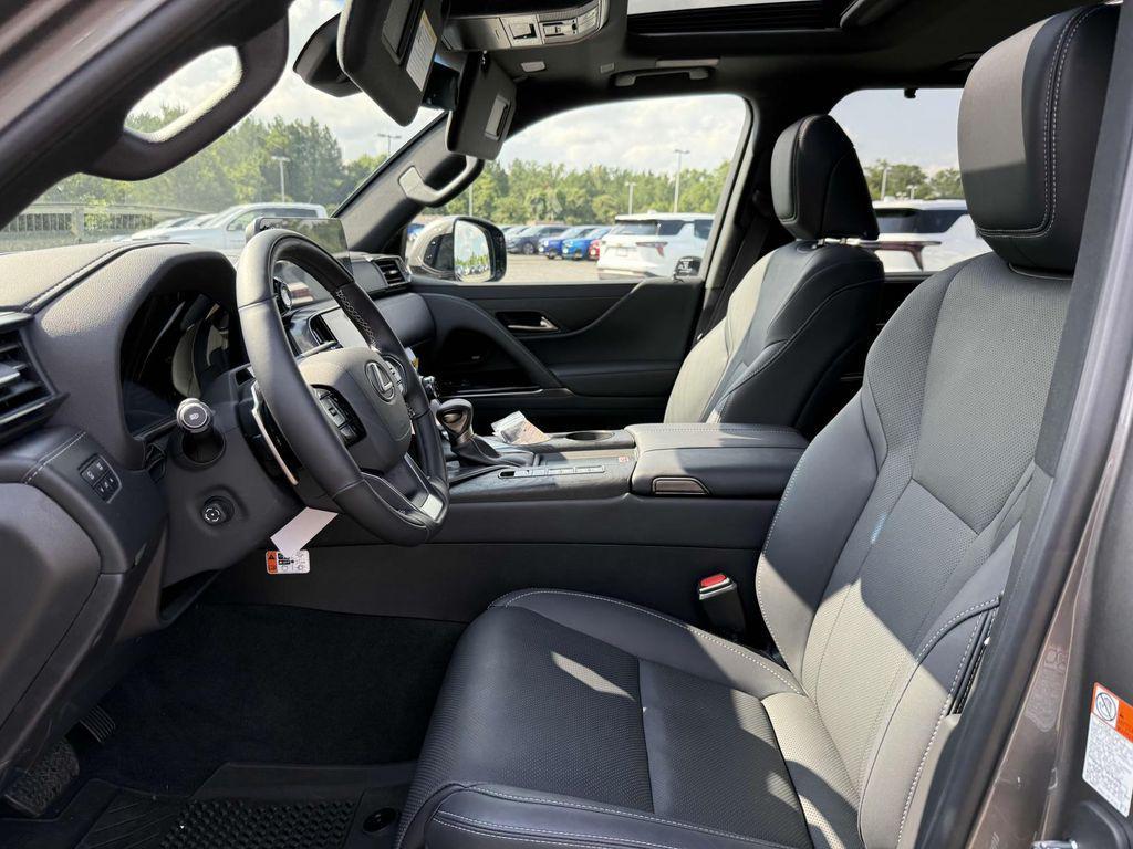 used 2025 Lexus LX 600 car, priced at $113,900