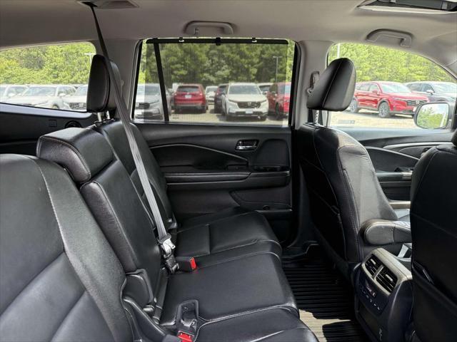 used 2022 Honda Pilot car, priced at $31,900