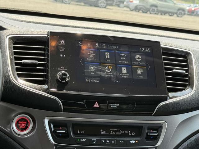 used 2022 Honda Pilot car, priced at $31,900