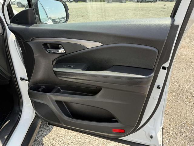 used 2022 Honda Pilot car, priced at $31,900