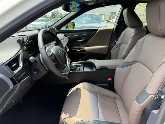 new 2025 Lexus ES 300h car, priced at $53,339
