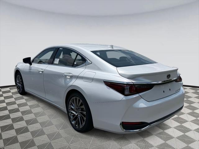 new 2025 Lexus ES 300h car, priced at $53,339