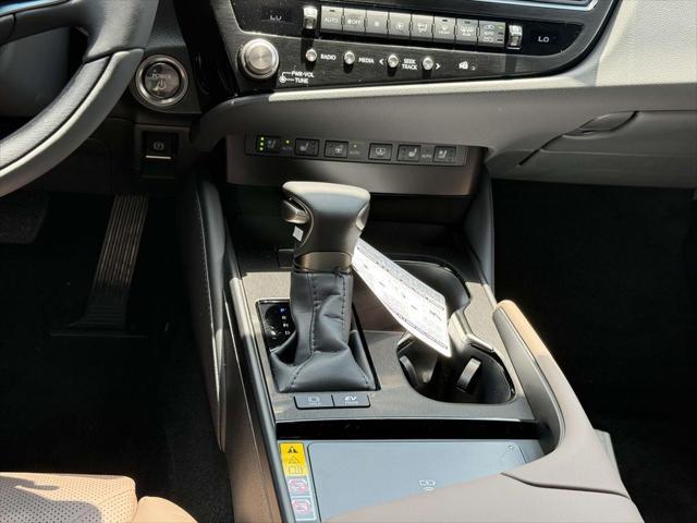 new 2025 Lexus ES 300h car, priced at $53,339