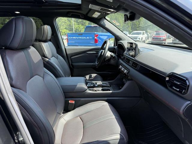 used 2025 Honda Pilot car, priced at $51,900