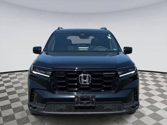 used 2025 Honda Pilot car, priced at $51,900