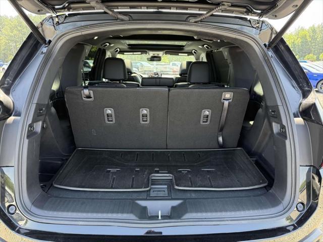 used 2025 Honda Pilot car, priced at $51,900