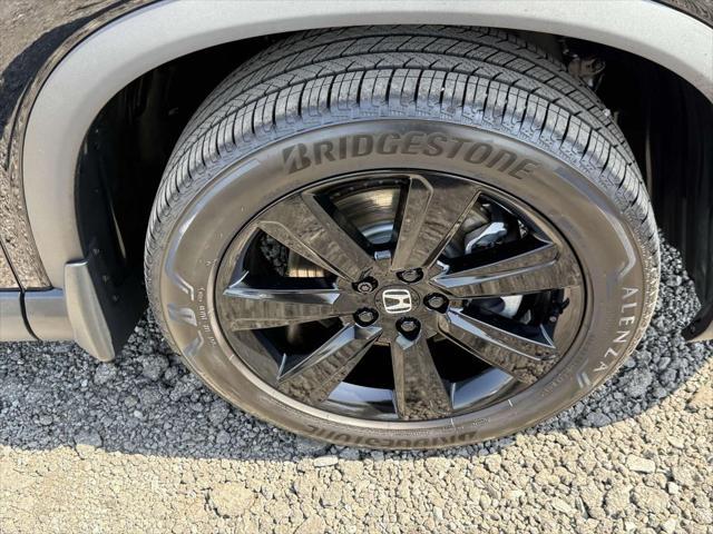 used 2025 Honda Pilot car, priced at $51,900