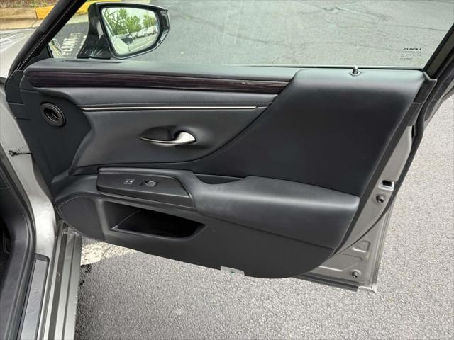 used 2021 Lexus ES 350 car, priced at $39,500