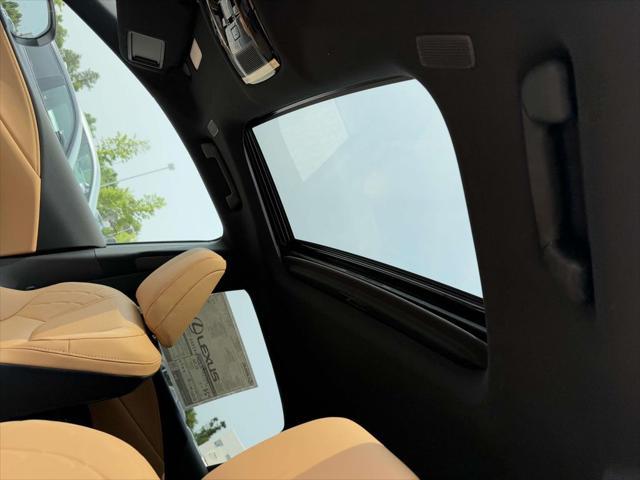 new 2025 Lexus RX 350 car, priced at $59,024