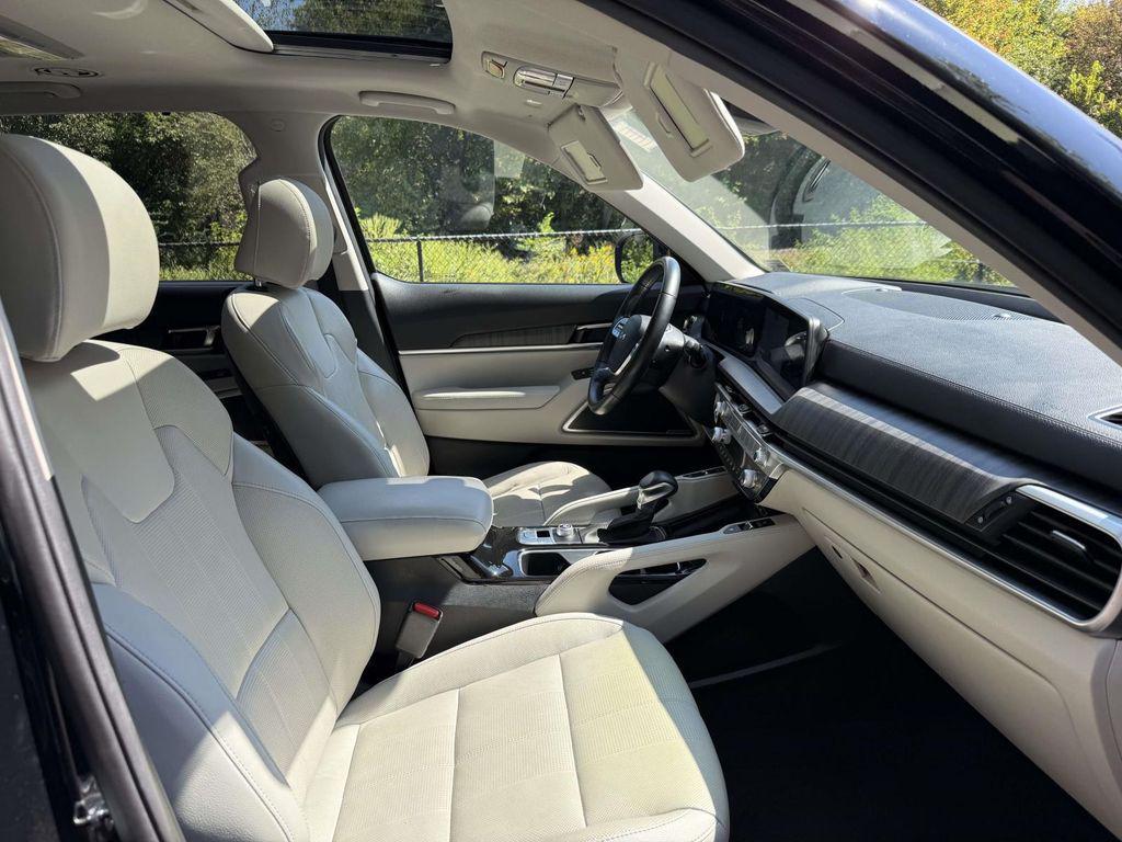 used 2023 Kia Telluride car, priced at $34,500