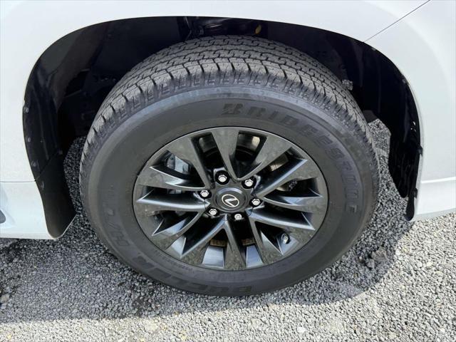 used 2023 Lexus GX 460 car, priced at $67,577