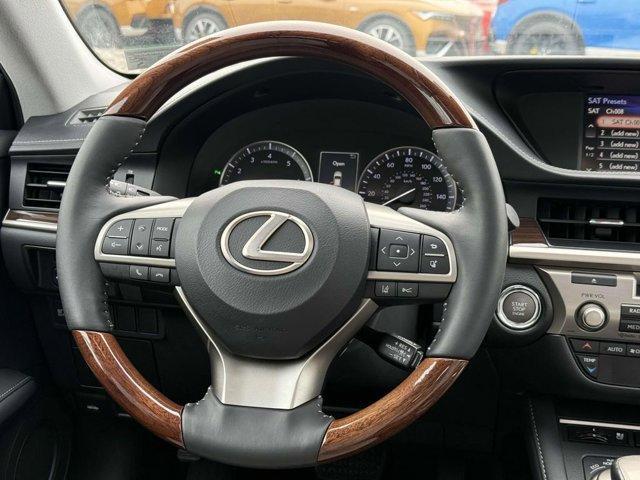 used 2017 Lexus ES 350 car, priced at $26,250