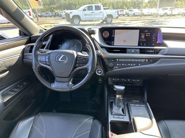 used 2019 Lexus ES 300h car, priced at $34,550