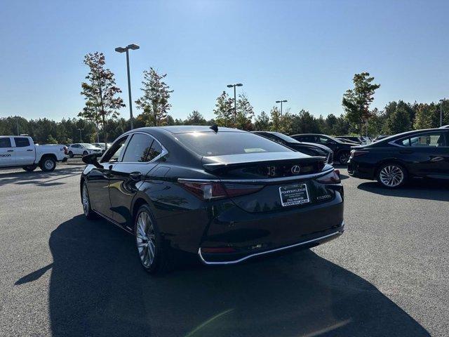 used 2019 Lexus ES 300h car, priced at $34,550