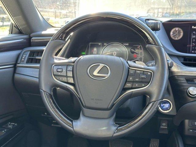 used 2021 Lexus ES 300h car, priced at $42,900