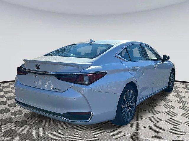 used 2021 Lexus ES 300h car, priced at $42,900