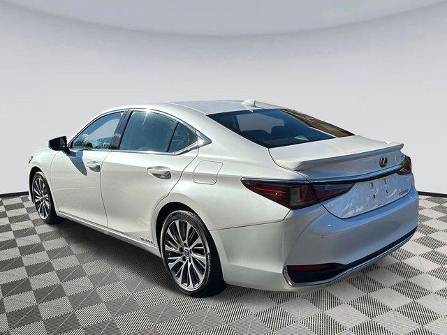 used 2021 Lexus ES 300h car, priced at $42,900