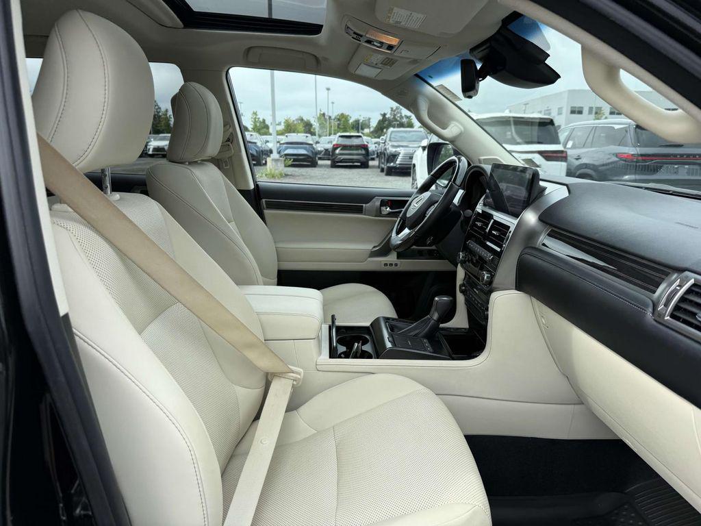 used 2023 Lexus GX 460 car, priced at $60,550