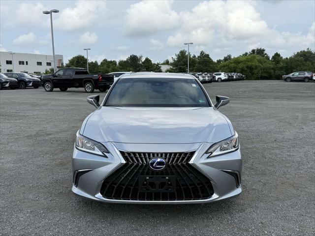 used 2022 Lexus ES 300h car, priced at $40,900