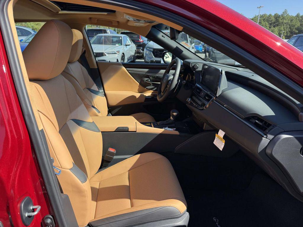 used 2025 Lexus ES 300h car, priced at $49,150