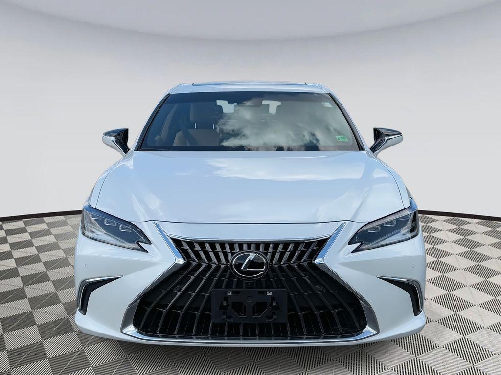 used 2024 Lexus ES 300h car, priced at $49,700