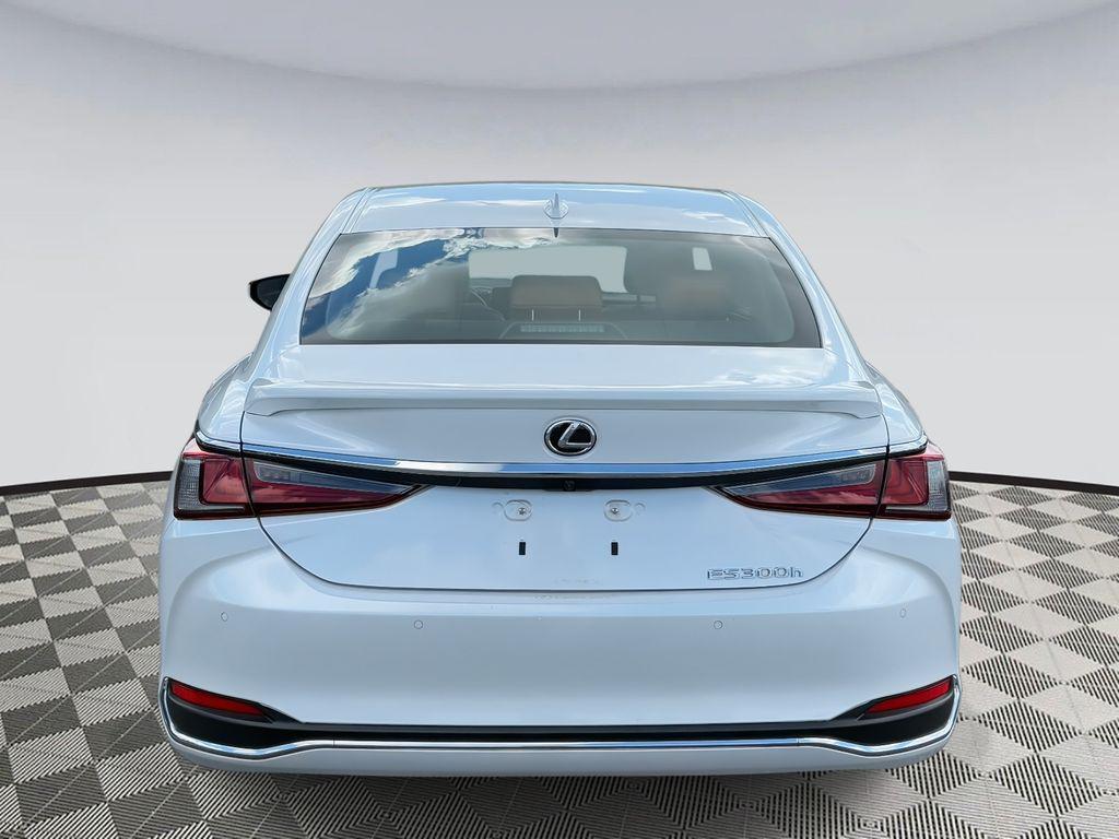 used 2024 Lexus ES 300h car, priced at $49,700