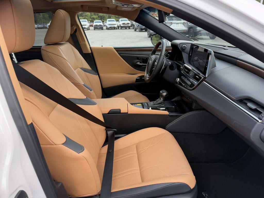 used 2024 Lexus ES 300h car, priced at $49,700