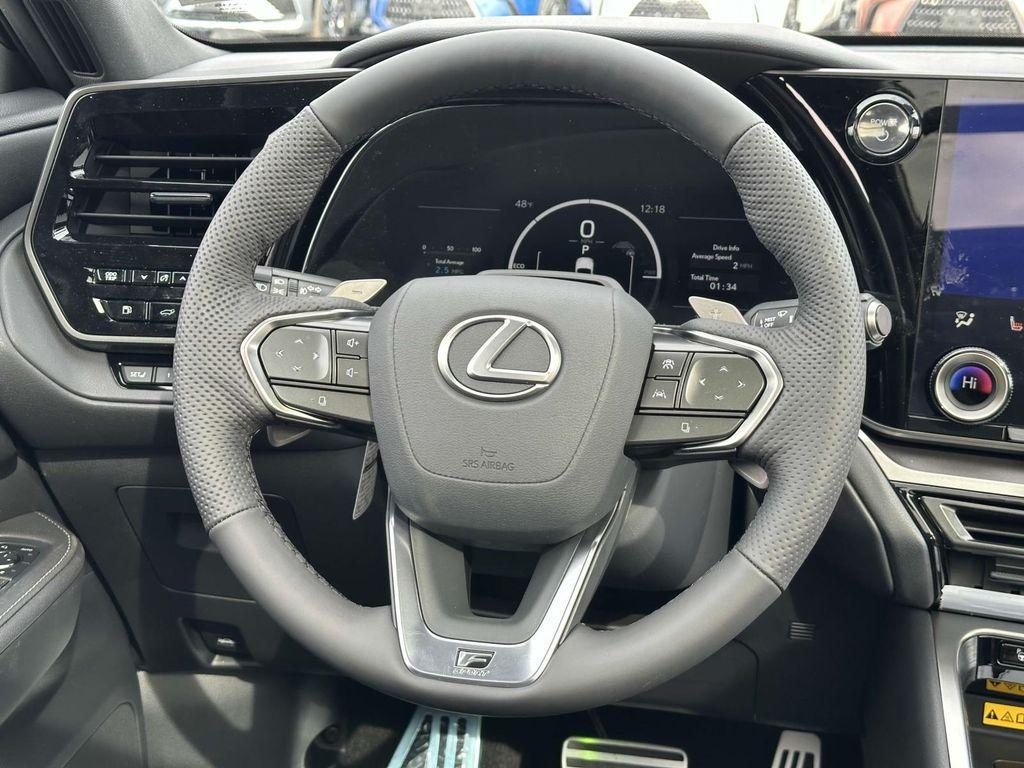 new 2025 Lexus TX 500h car