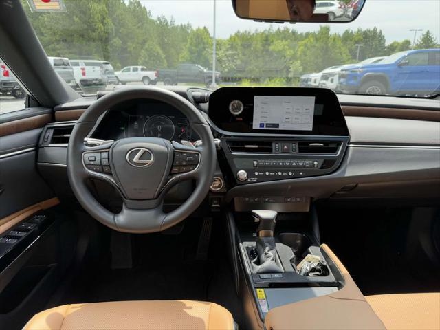 used 2024 Lexus ES 300h car, priced at $44,900